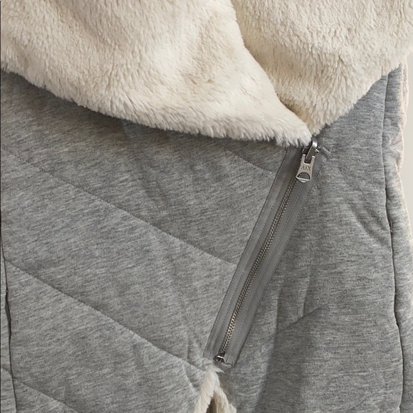 Armani exchange warm vest - Picture 7 of 8